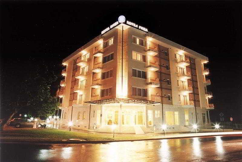 Apartcomplex Ritza Άγιος Κωνσταντίνος και Ελένη Εξωτερικό φωτογραφία
